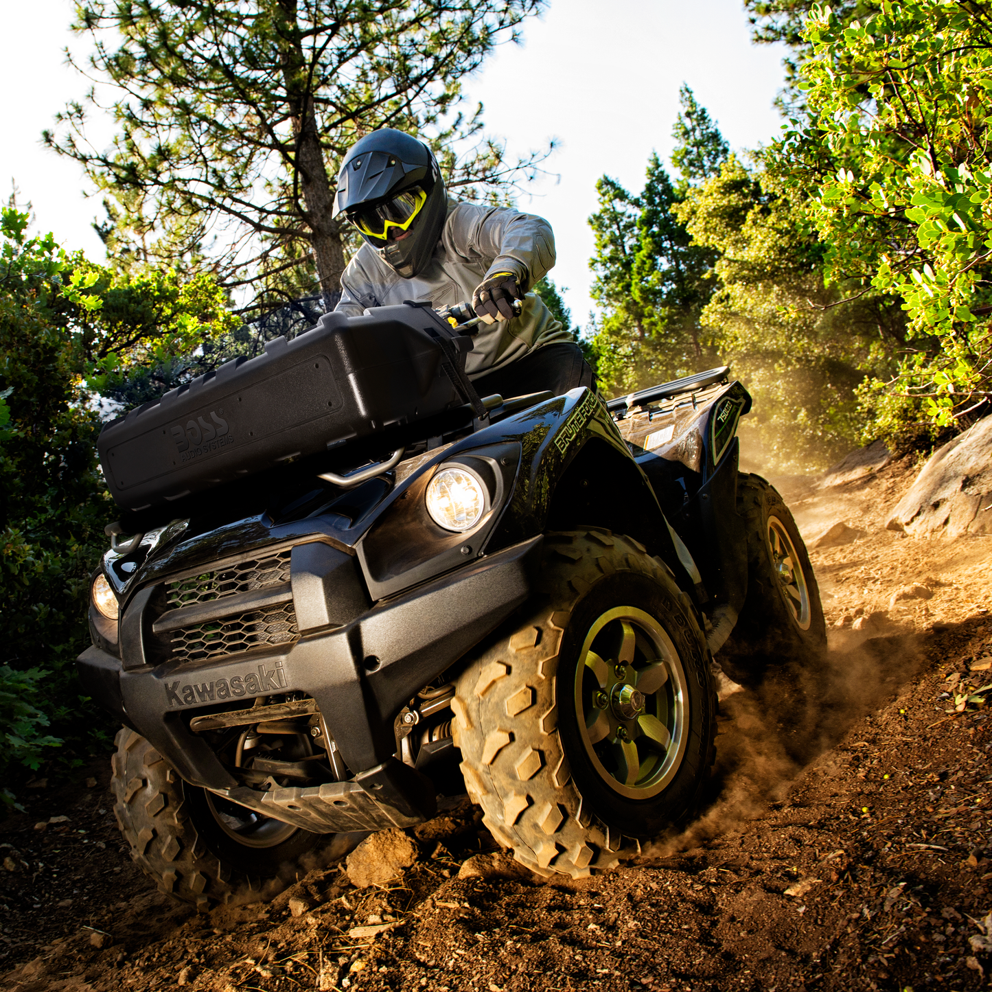 ATV30BRGB_LIFESTYLE_3